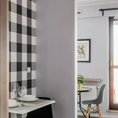 West Station By Arrenda