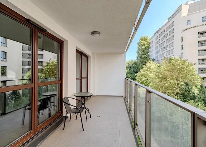 West Station By Arrenda Apartament *